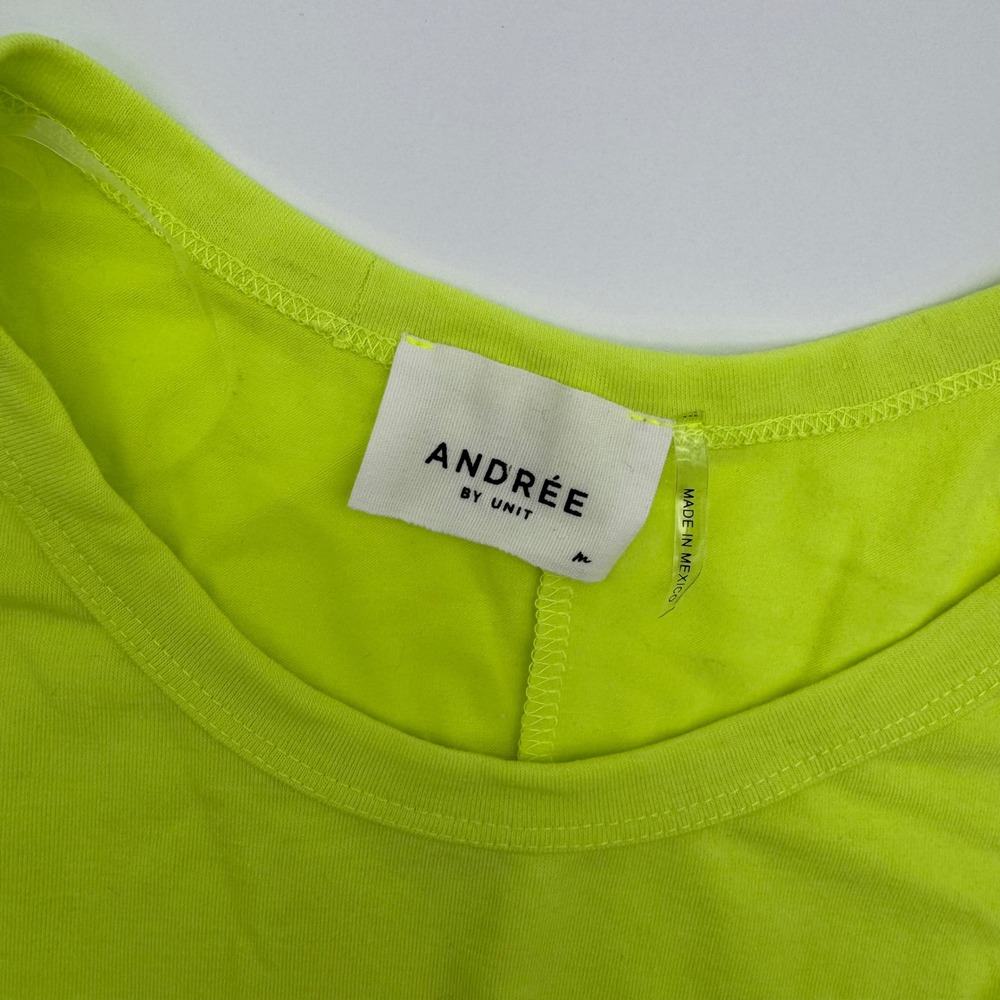 Andree by Unit Womens Neon Retro Yellow Lime Short Sleeve Tee Shirt Medium - Picture 2 of 4